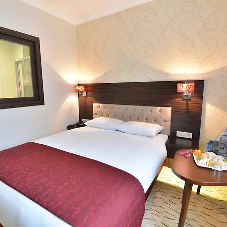 Hotel Golden Siyav