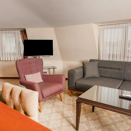 Golden Siyav Otel