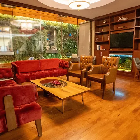 Hotel Golden Siyav 3*