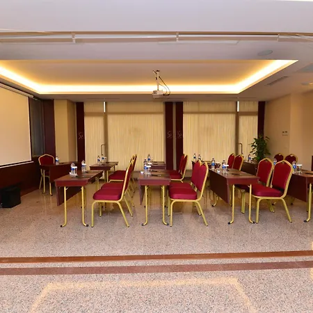 Otel Golden Siyav 3*