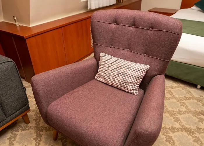 Golden Siyav 호텔 3*