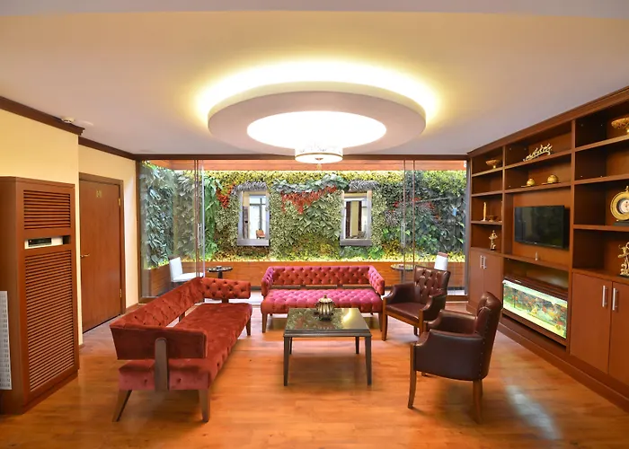 Golden Siyav 호텔 3*