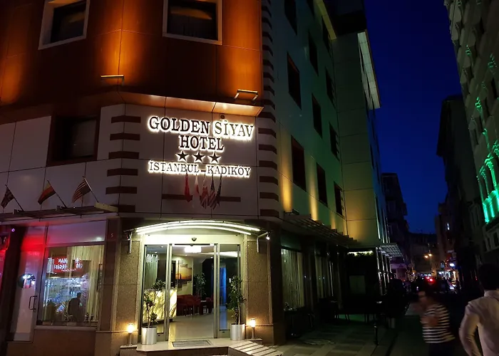 Golden Siyav 호텔 3*