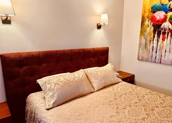 Golden Siyav 호텔 3*