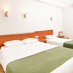 Golden Siyav Hotel 3*