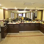 Golden Siyav Hotel 3*