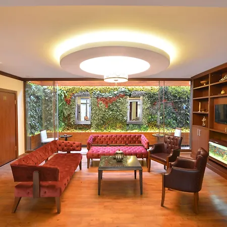 Golden Siyav Hotel 3*