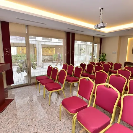 Hotel Golden Siyav